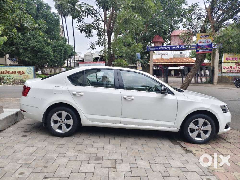 Skoda Octavia 2.0 Tdi At Style Plus, 2017, Diesel