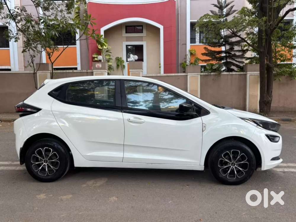 Tata Altroz Xe Petrol, 2021, Petrol