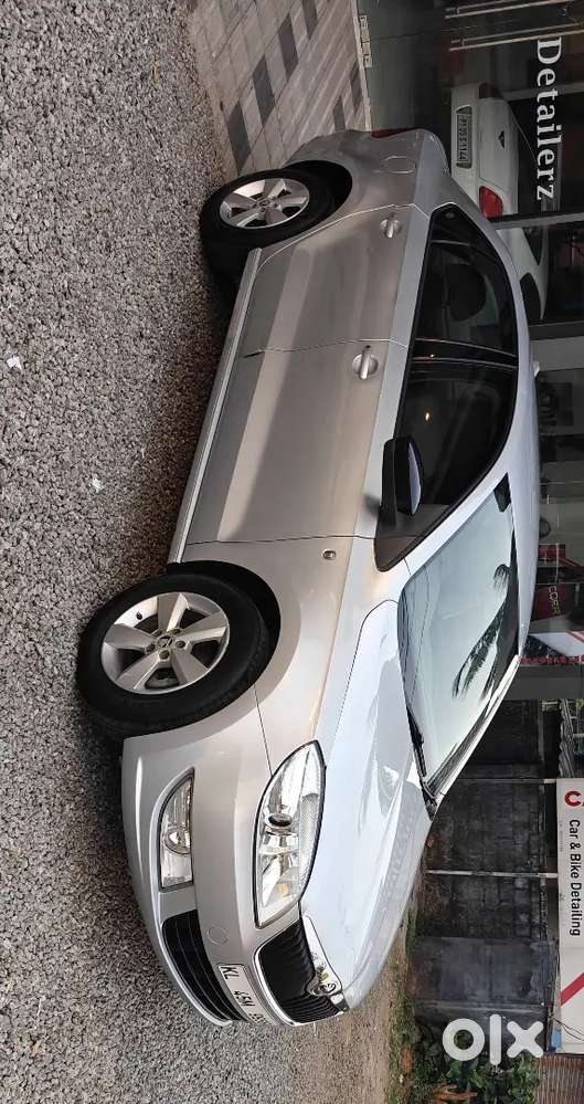 Skoda Rapid 2015