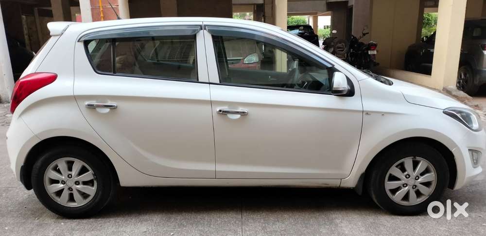 Hyundai I20 Sportz Plus Cvt, 2013, Petrol