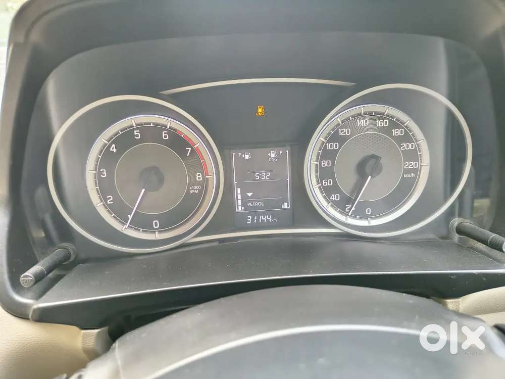Maruti Dzire 1.2 Vxi 2023 Cng Car Running 32000km