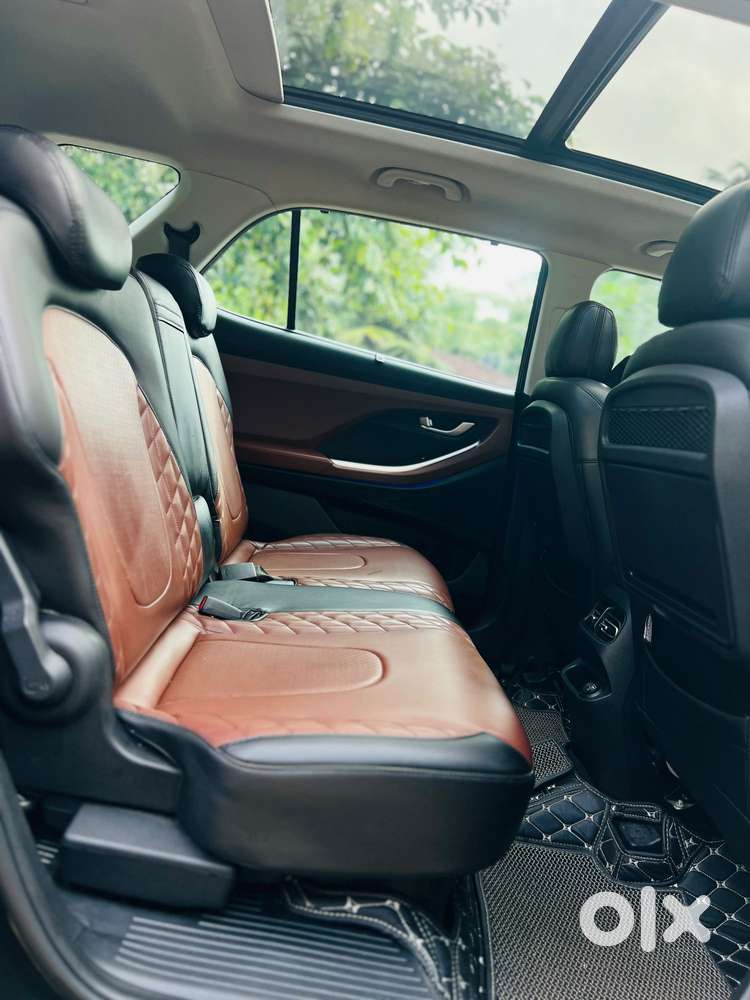 Hyundai Alcazar Prestige 7-seater, 2023, Petrol