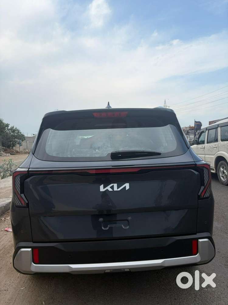 Kia Carens Clavis 2025 Registed 2026automatic Diesel Car