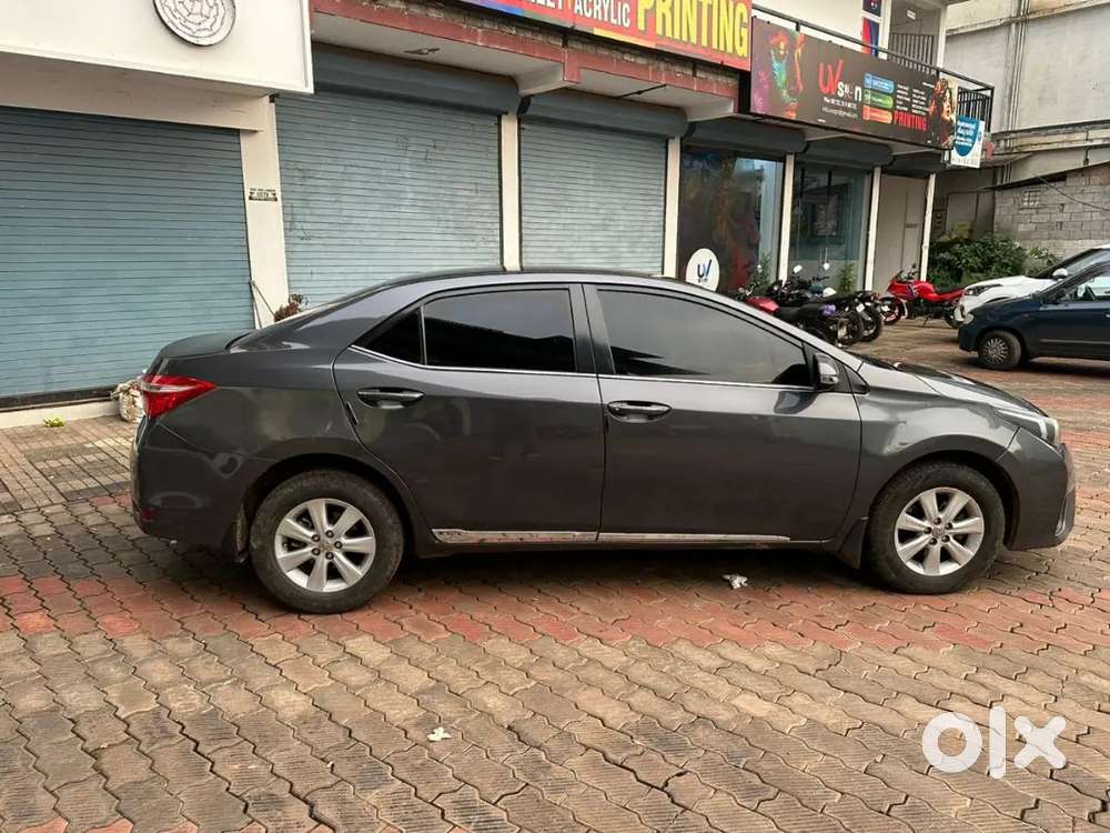 Toyota Corolla Altis 2014