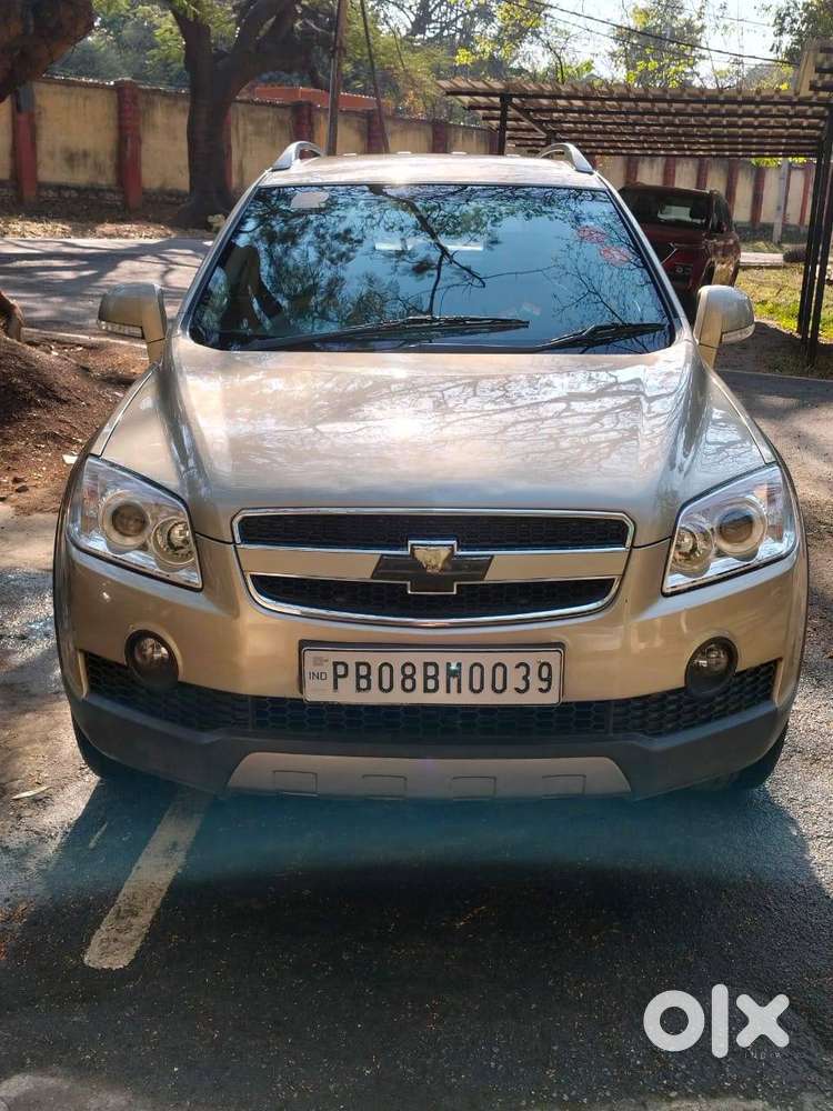 Chevrolet Captiva 2010 Awd At Diesel Well Maintained