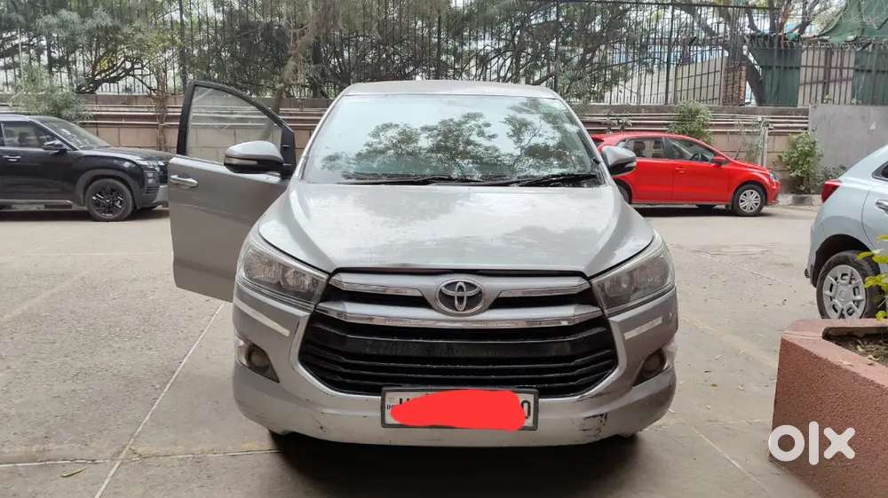 Toyota Innova Crysta 2016 Diesel Well Maintained