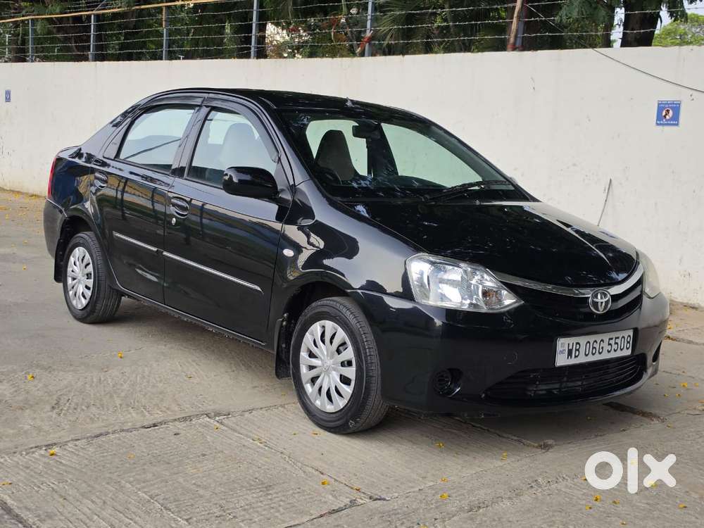 Toyota Etios, 2011, Petrol