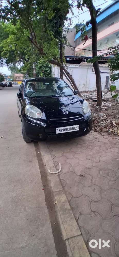 Nissan Micra Petrol+cng 2011
