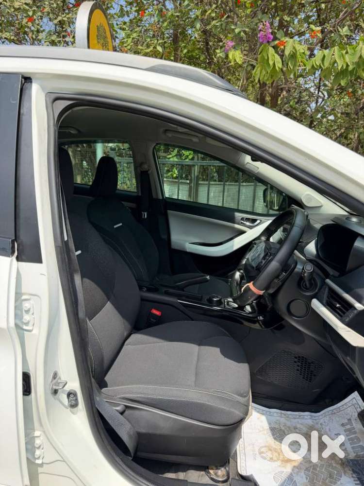 Tata Nexon, 2024, Petrol