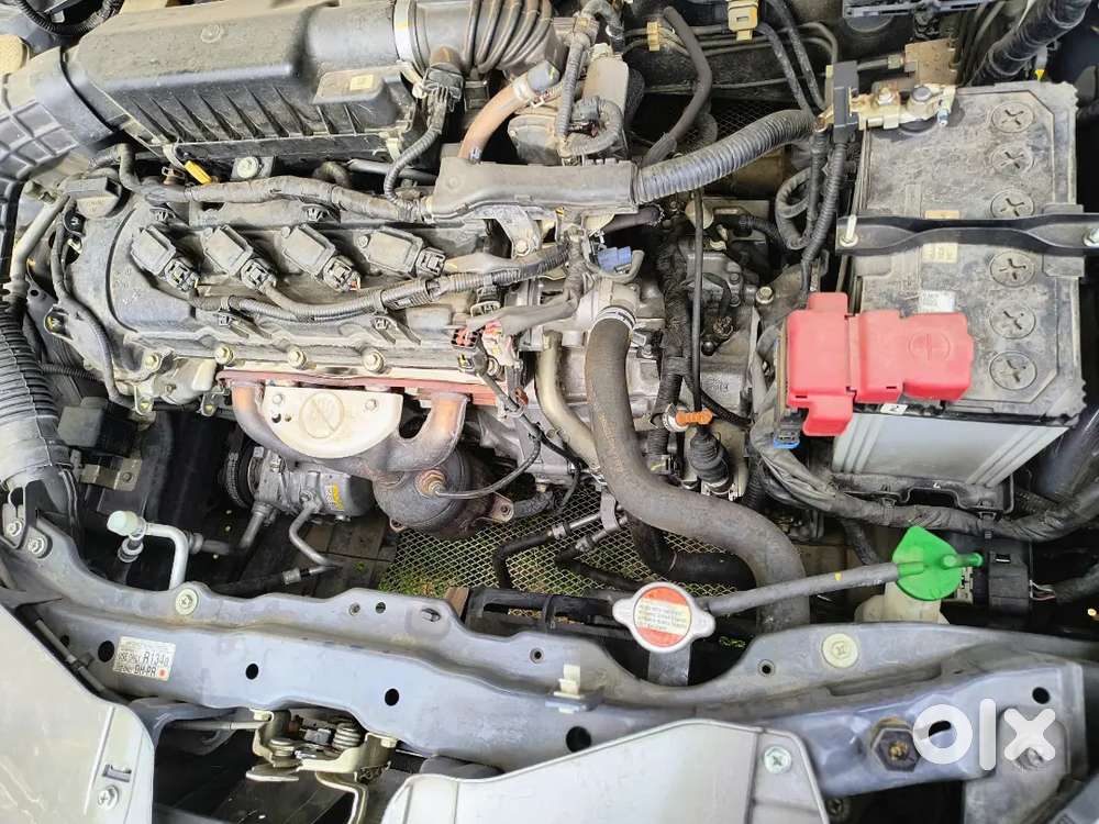 Maruti Suzuki Ertiga Zxi+ At Shvs | 25,175 Km | Automatic