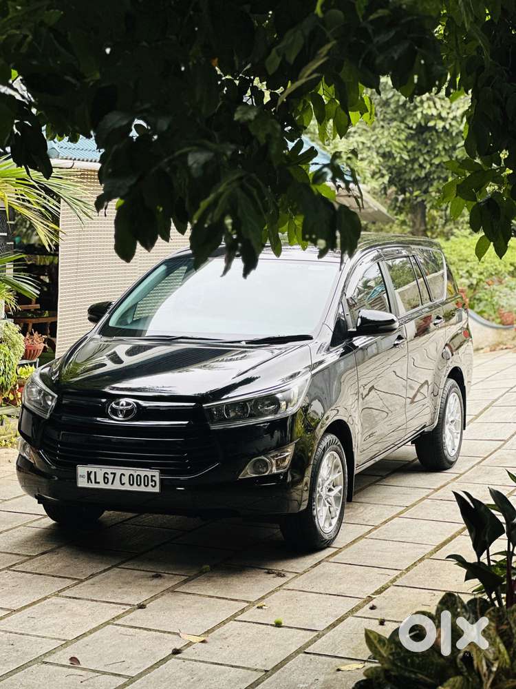 Toyota Innova Crysta 2.4 Gx Limited Edition At 7 Str, 2020, Diesel