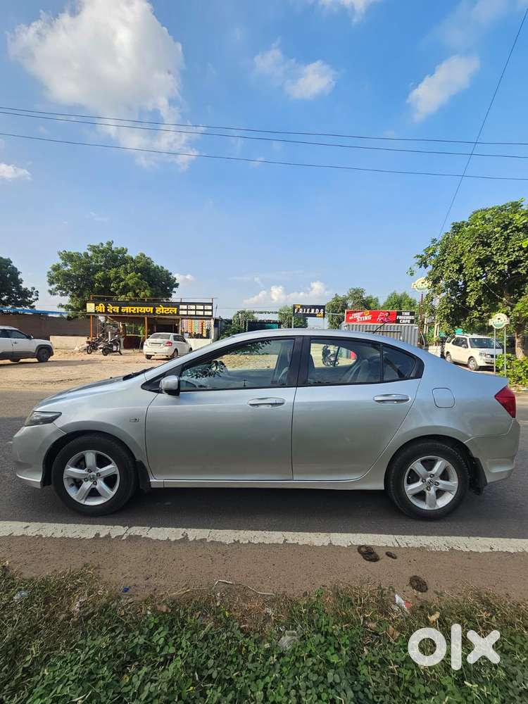 Honda City V At, 2013, Petrol