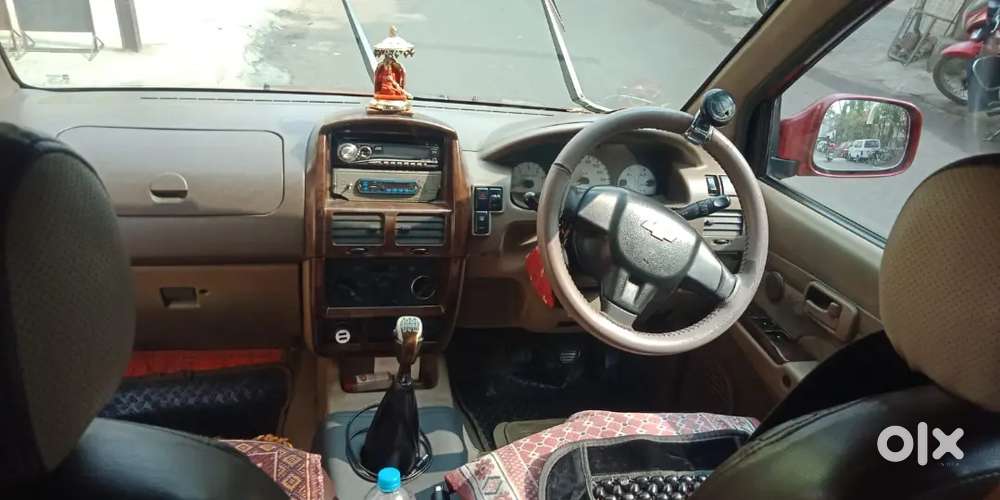 Chevrolet Tavera Diesel Manual 2011 Year