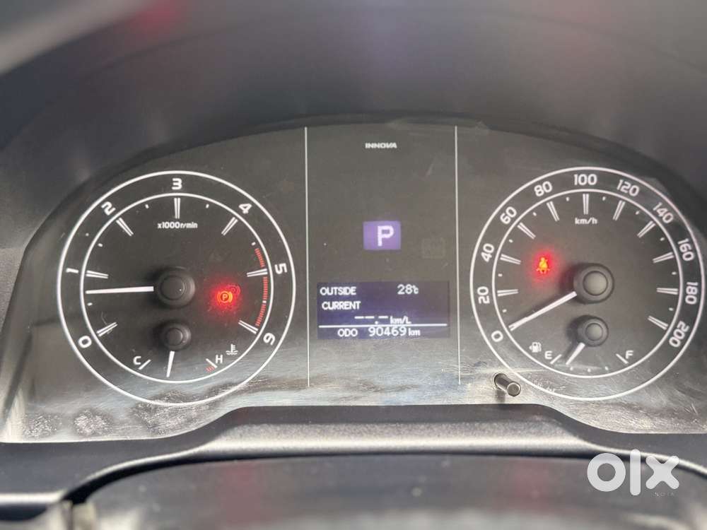 Toyota Innova Crysta 2.4 Gx Limited Edition At 8 Str, 2021, Diesel