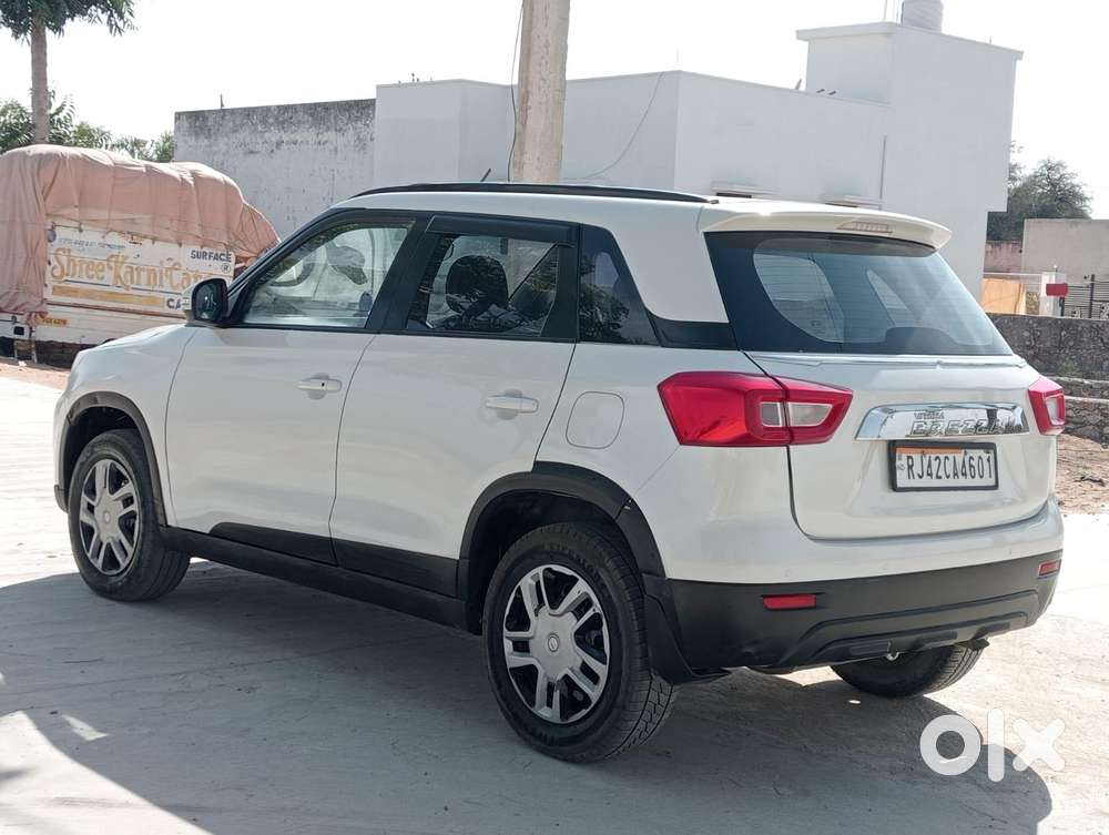 Maruti Suzuki Brezza Vxi At, 2020, Petrol
