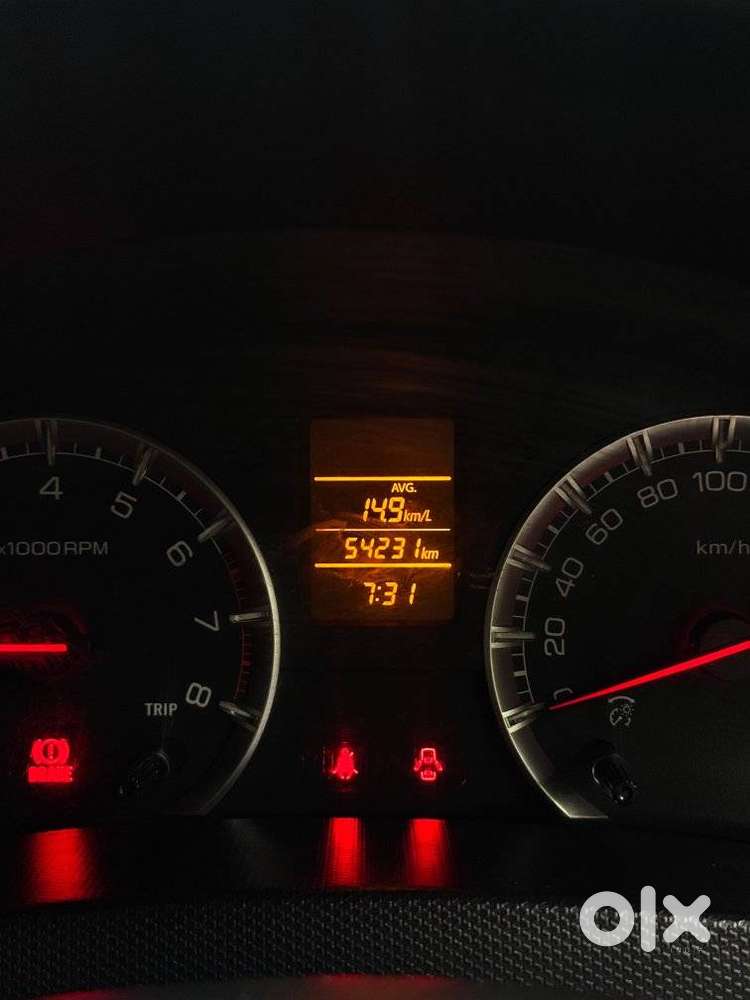 Maruti Suzuki Swift Vxi Optional, 2013, Petrol