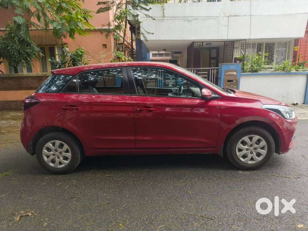 Hyundai i20 Sportz 1.2 VTVT, 2019, Petrol