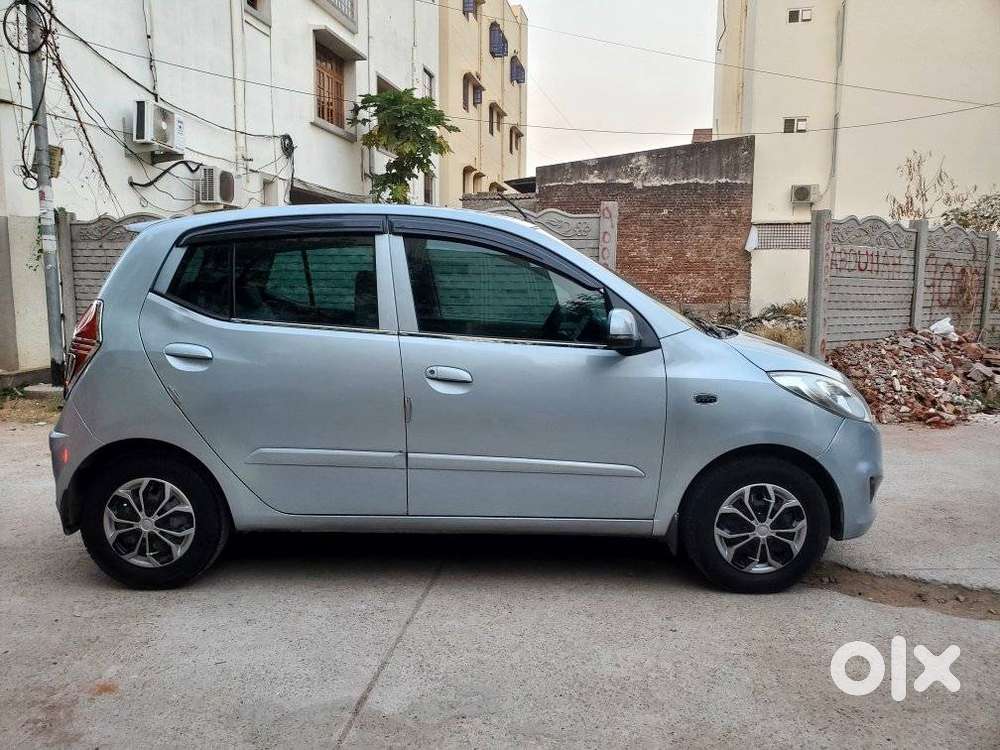 Hyundai I10 Sportz At, 2011, Petrol
