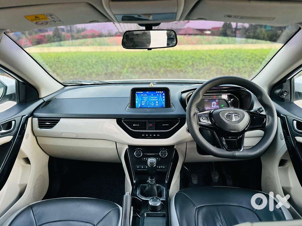 Tata Nexon Xz Plus (hs), 2023, Diesel