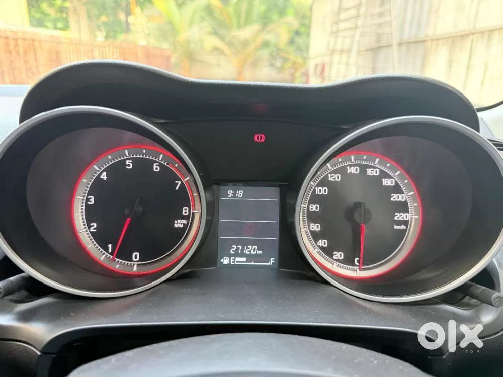 Maruti Suzuki Swift Vxi, 2022, Petrol