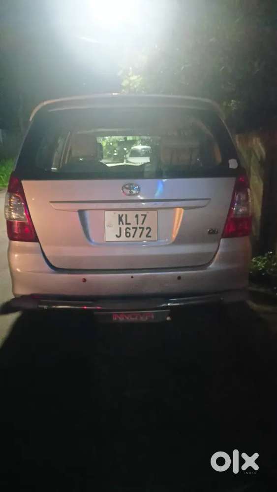 Well Maintain Good Quality Innova.  Low Running