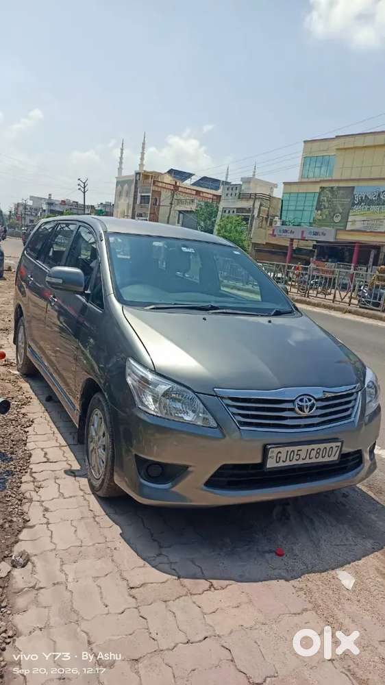 Toyota Innova 2.0 Vx 2012