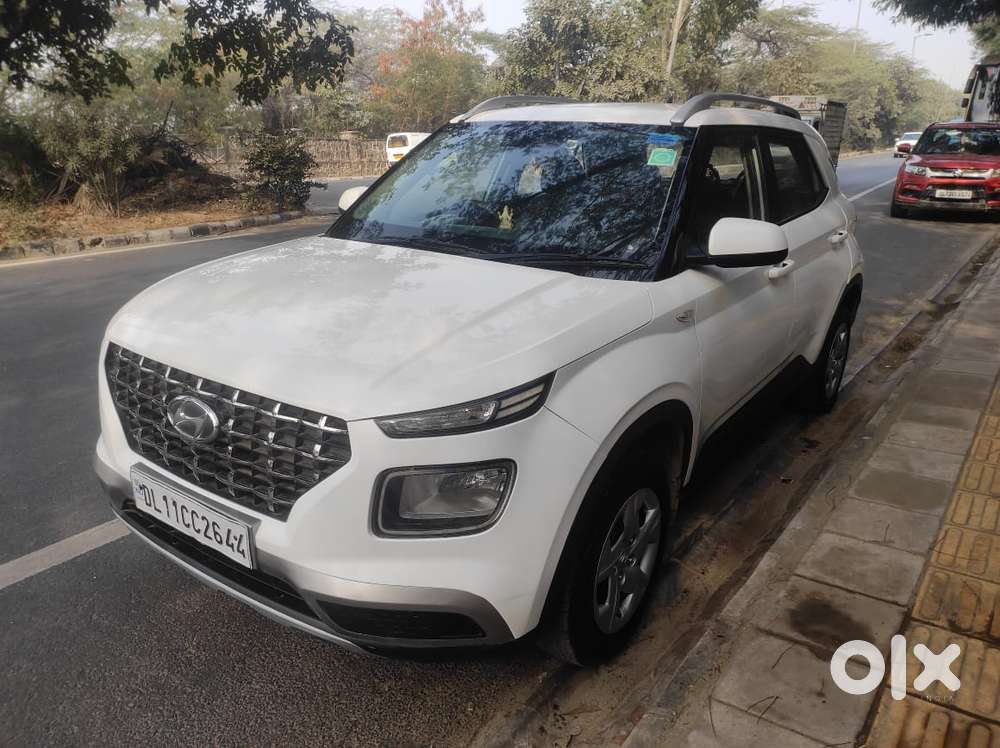 Hyundai Venue S Turbo, 2020, Petrol