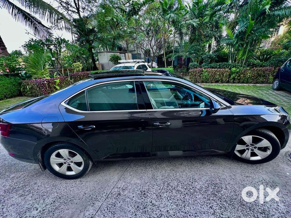 Skoda Superb Petrol Automatic 2016-2019 Pristine Condition