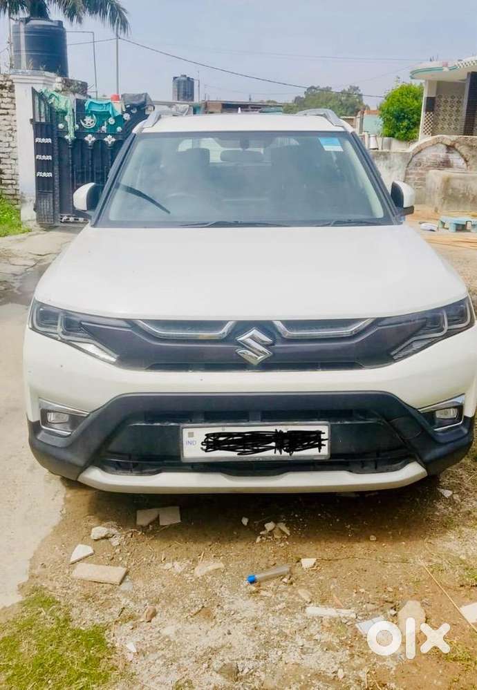 Brezza Smart Hybrid Sunroof