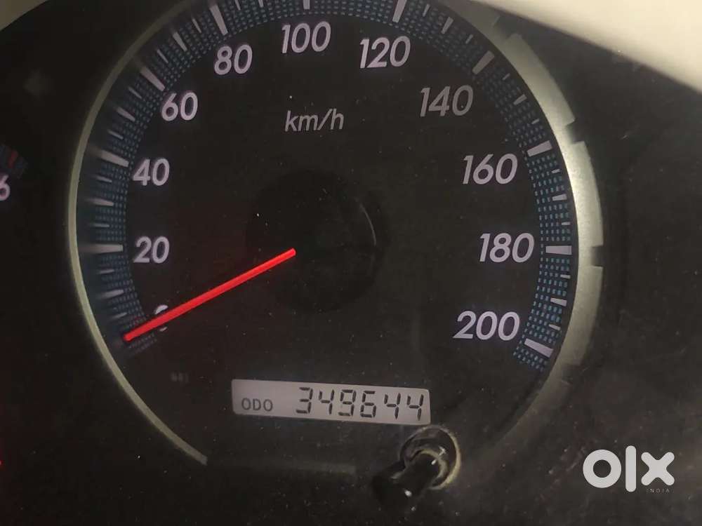 Toyota Innova 2012