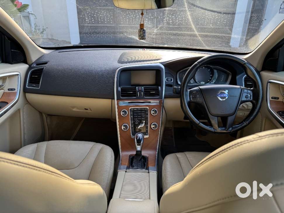 Volvo Xc60 D4 Momentum, 2015, Diesel
