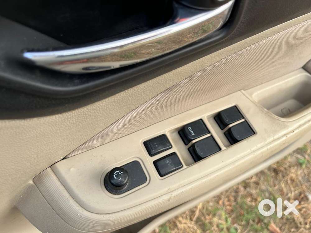 Maruti Suzuki Swift Dzire Vxi(o) Mt, 2020, Petrol