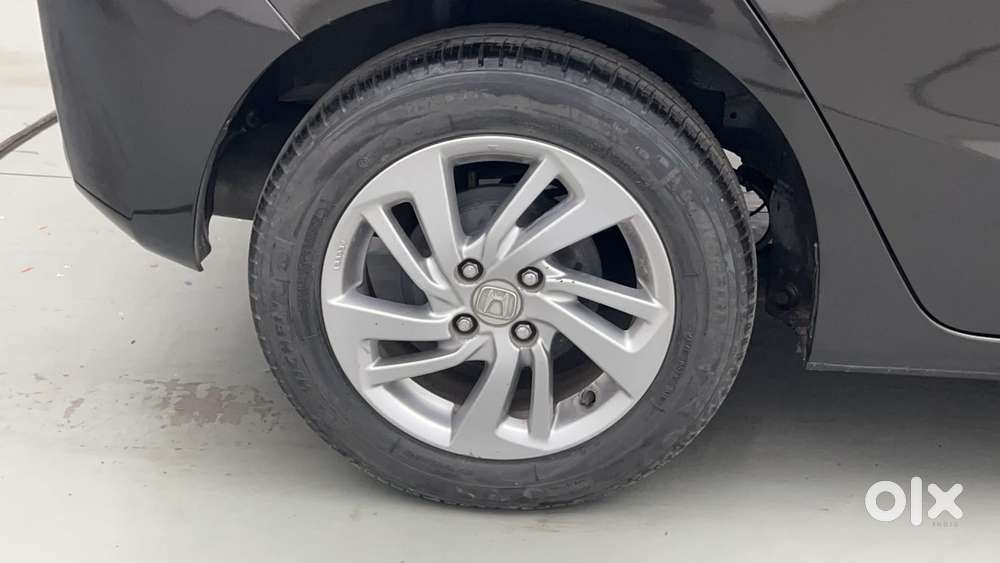 Honda Jazz [2020-2023] 1.2 Vx I-vtec Mt, 2019, Petrol