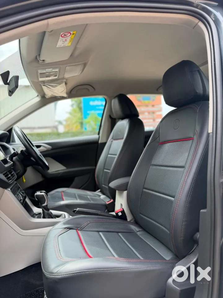 Volkswagen Taigun 1.0 Tsi Highline At, 2023, Petrol