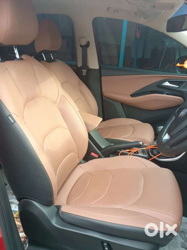 Mg Hector Plus 2023 Petrol Well Maintained