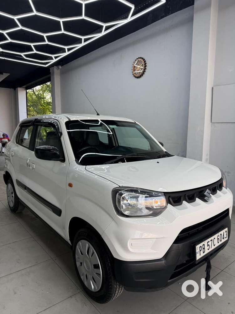 Maruti Suzuki S-presso Vxi Plus, 2022, Petrol