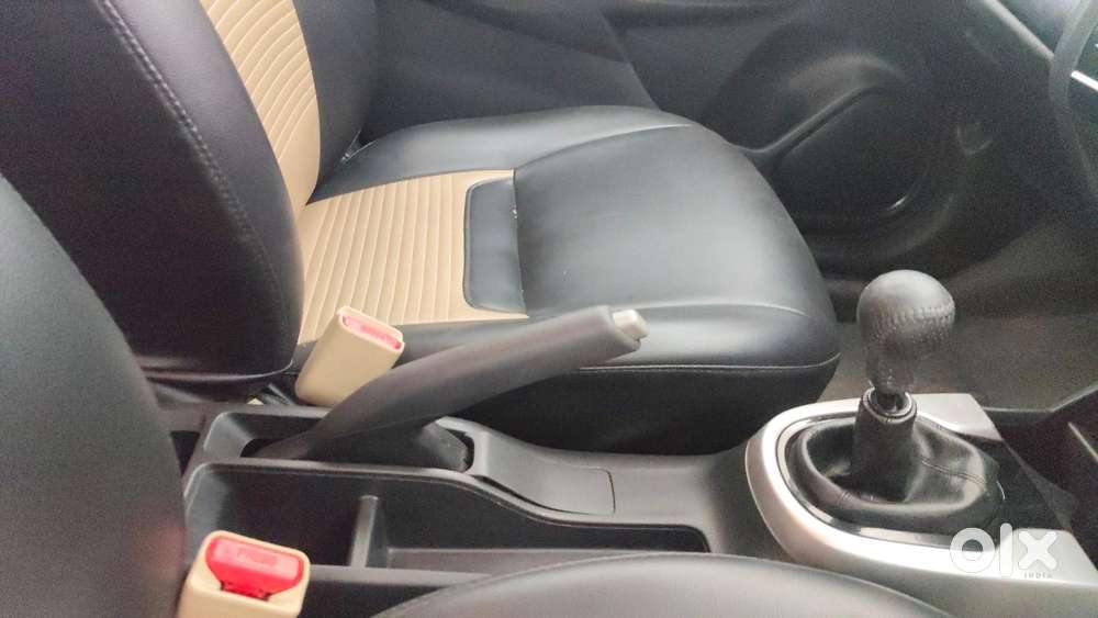 Honda Jazz 1.2 V I Vtec, 2016, Petrol
