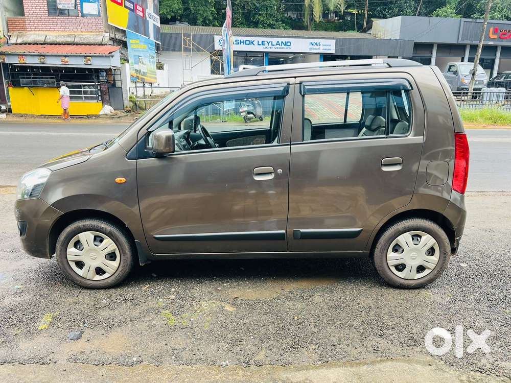 Maruti Suzuki Wagon R Vxi 1.0, 2017, Petrol