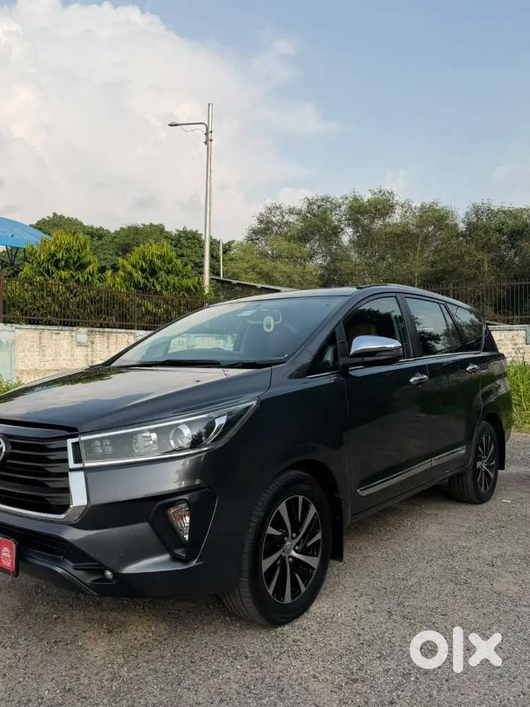 Toyota Innova Crysta 2022 2.4z Automatic