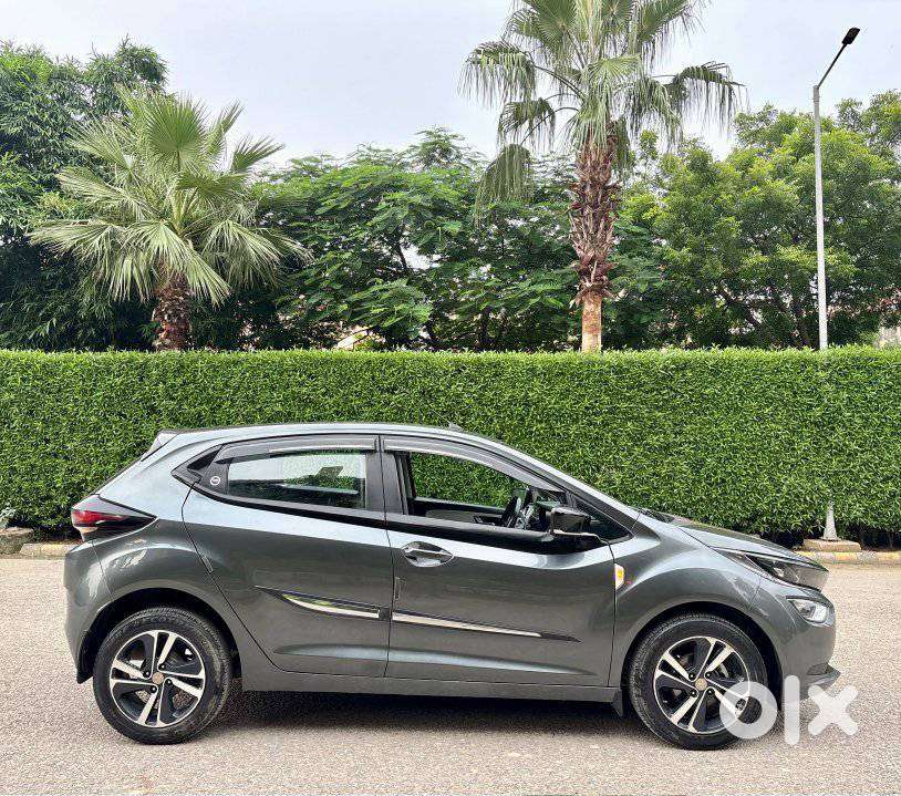 Tata Altroz 1.2 Xza Plus, 2023, Cng & Hybrids