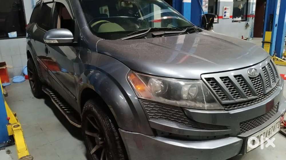 Xuv500 Diesel With Extra Fitted Screen Led Light Carrier  4 New Tyre