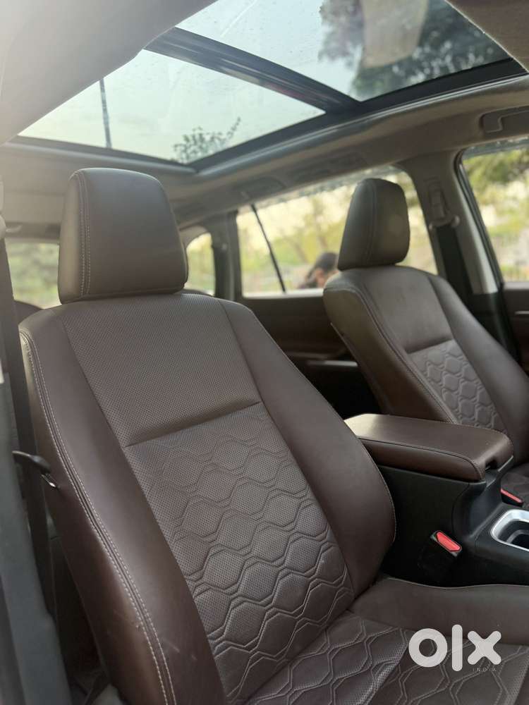 Toyota Innova Hycross 2.0 Zx Hybrid 7 Str, 2023, Petrol