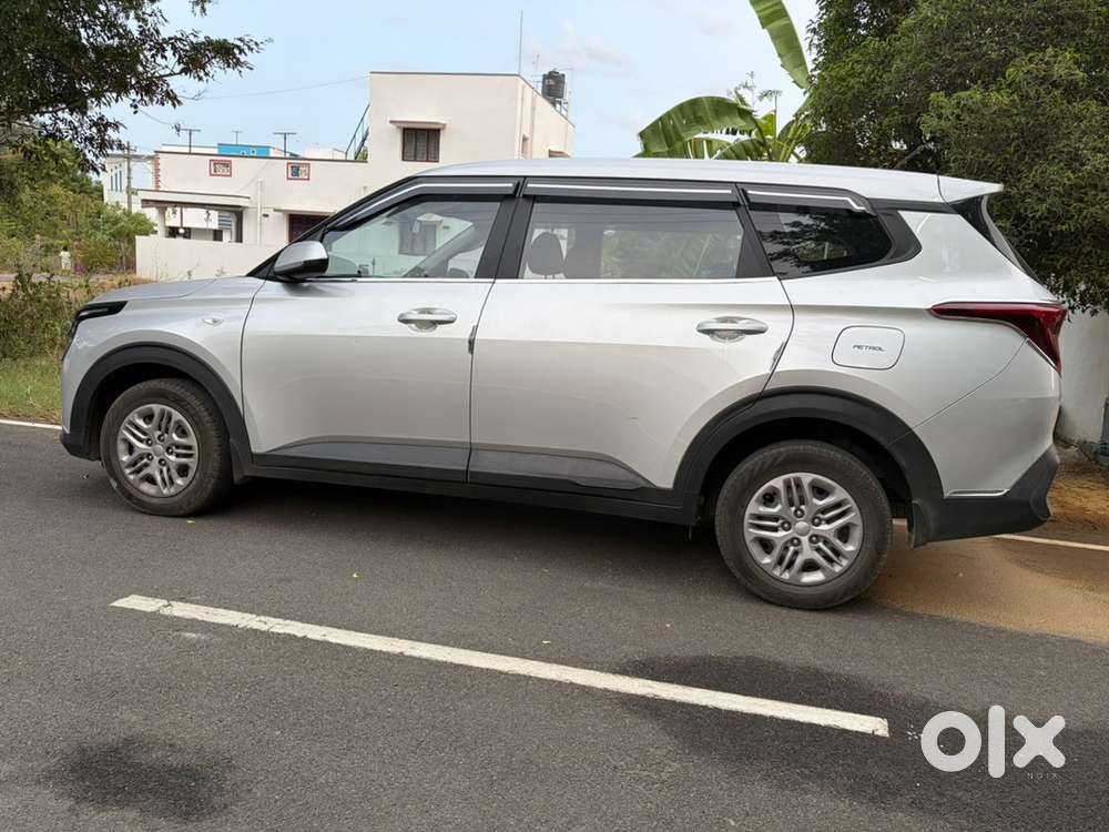 Kia Carens 2022 Petrol 15800 Km Driven