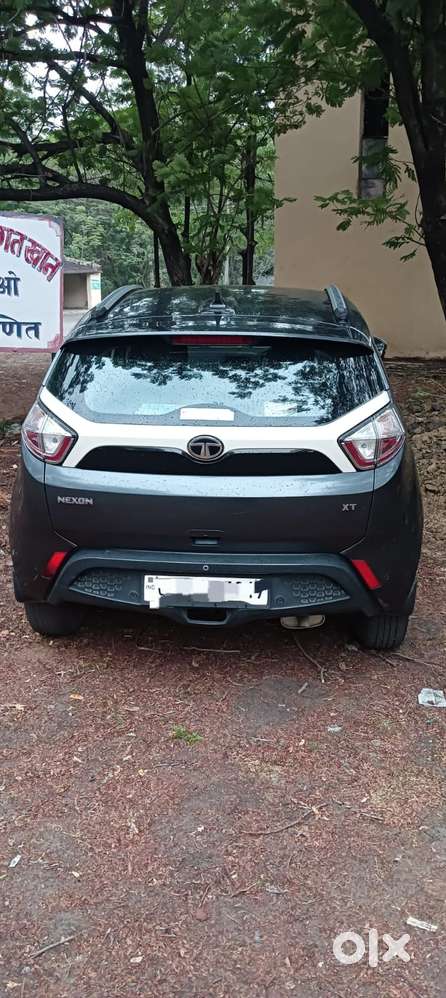Tata Nexon 1.2 Revotron Xt, 2018, Petrol