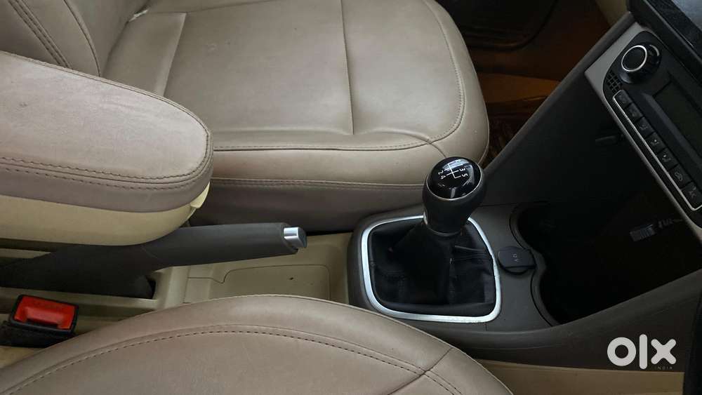 Volkswagen Vento 1.6 Highline, 2015, Petrol