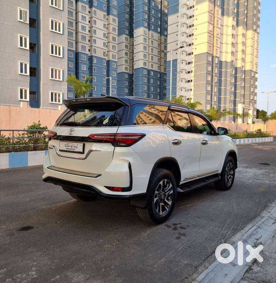 Toyota Fortuner Legender 4x2 At 2.8, 2022, Diesel