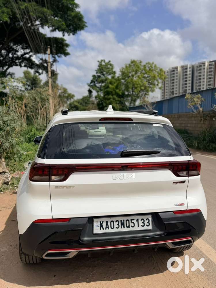 Kia Sonet Petrol 2023
