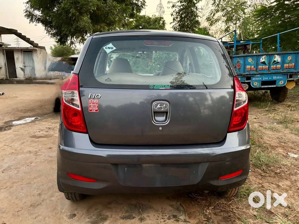 Hyundai I10 Sportz Cng 2016