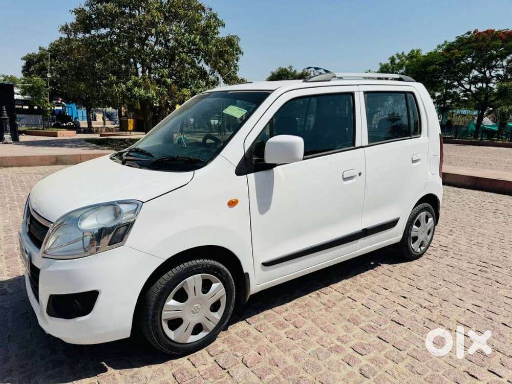 Maruti Suzuki Wagon R Vxi 1.0, 2018, Petrol