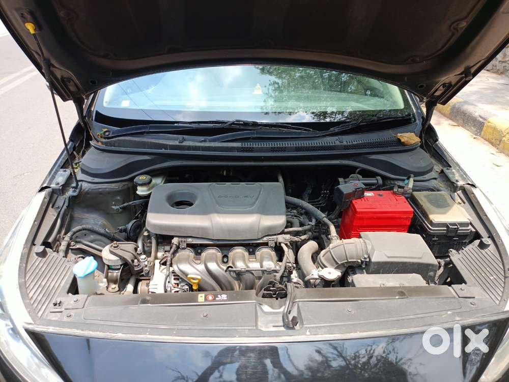 Hyundai Verna 1.6 Sx (o) Vtvt, 2018, Petrol